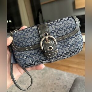Vintage Coach SoHo Mini Signature Small Flap